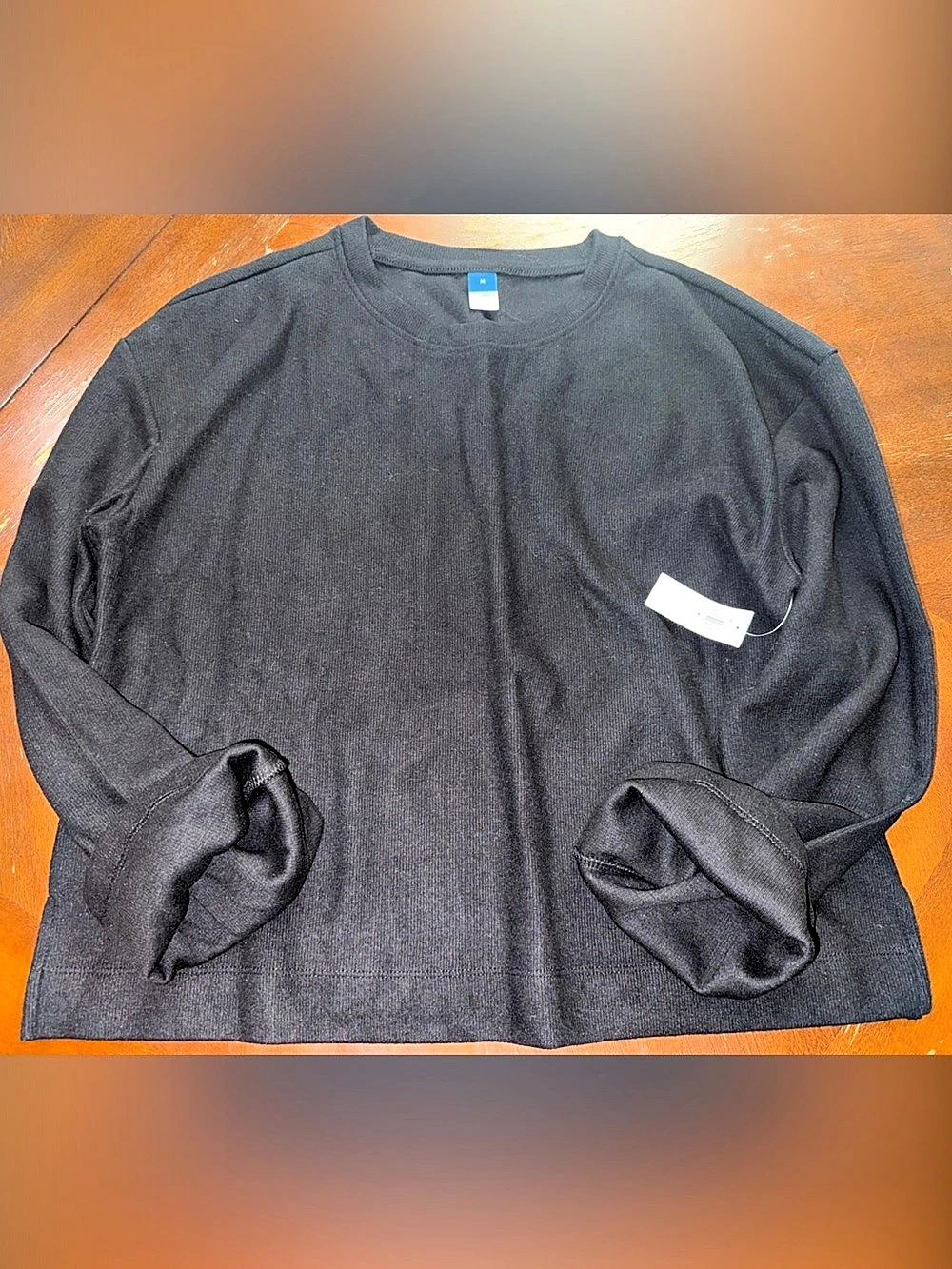 Old Navy Long Sleeve Top in Black Size Medium NWT